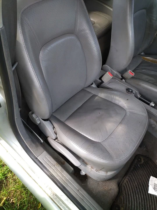 2001 Volkswagen New Beetle - Image 8 of 19