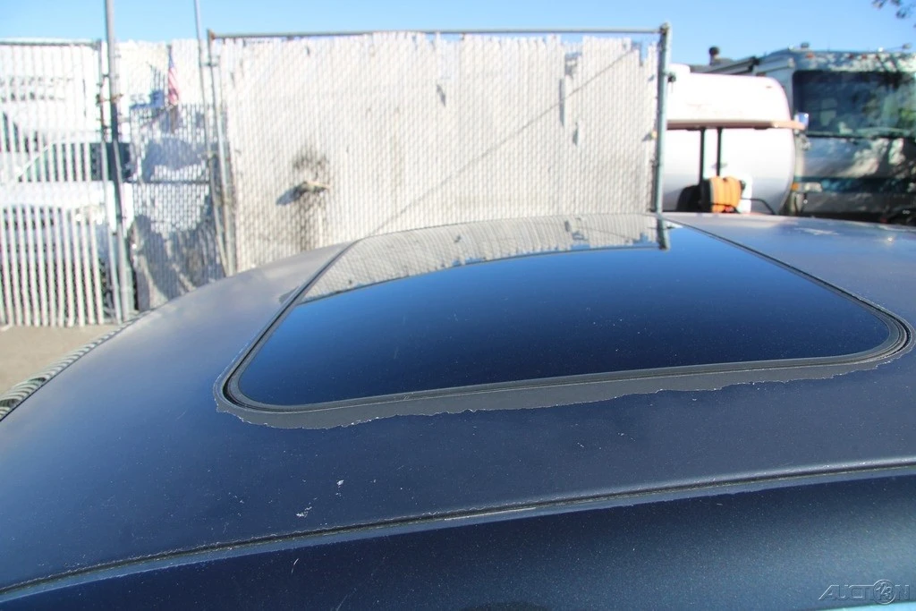 2001 Volkswagen Passat - Image 12 of 21