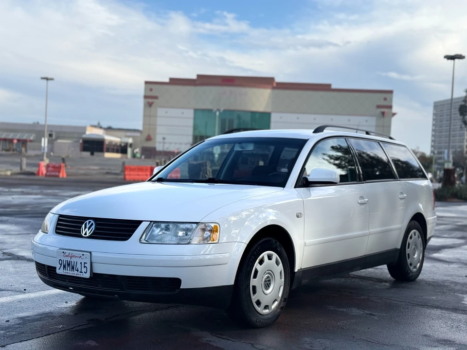 2001 Volkswagen Passat - Image 3 of 18