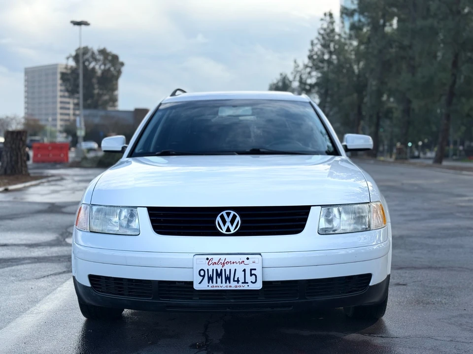 2001 Volkswagen Passat - Image 2 of 18