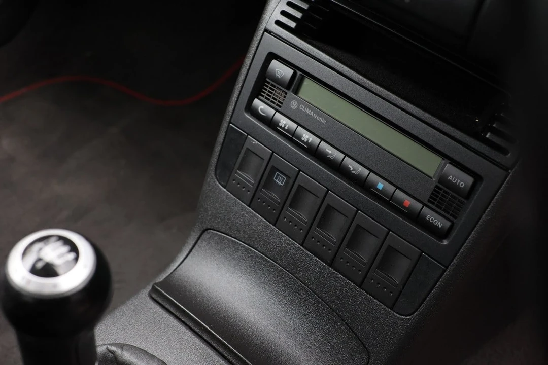 2001 Volkswagen Polo - Image 21 of 31