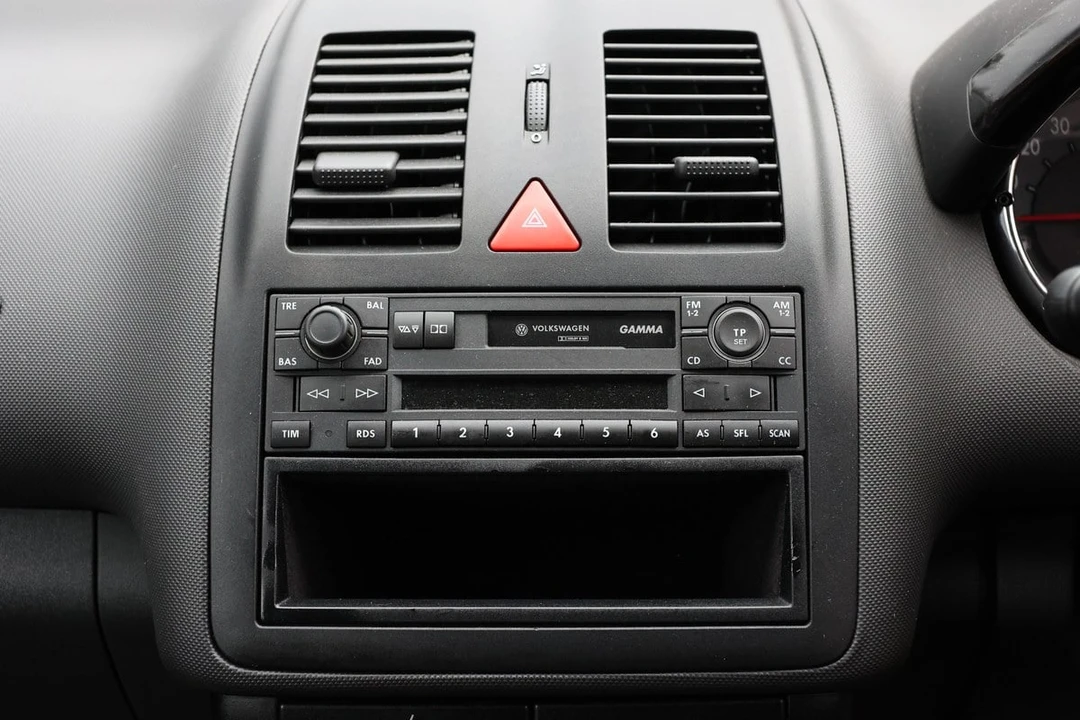 2001 Volkswagen Polo - Image 23 of 31