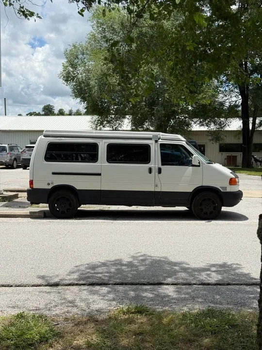 2001 Volkswagen EuroVan - Image 4 of 20