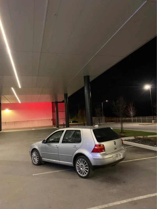 2001 Volkswagen Golf Mk4 - Image 2 of 6