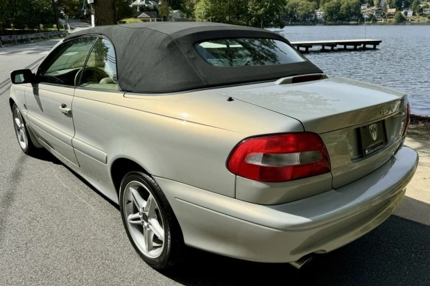 2001 Volvo C70 1st Gen - Image 2 of 7
