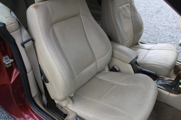 2001 Volvo C70 1st Gen - Image 4 of 7