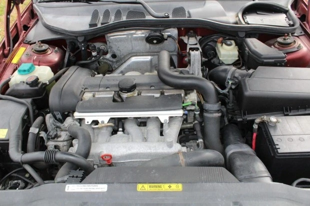 2001 Volvo C70 1st Gen - Image 6 of 7