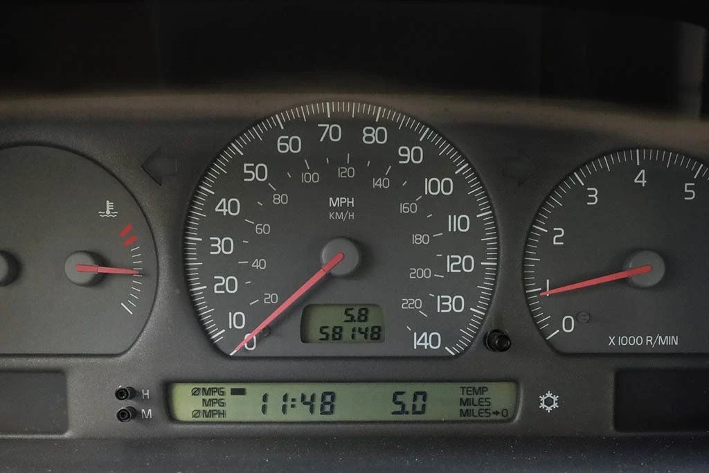 2001 Volvo C70 1st Gen - Image 12 of 21