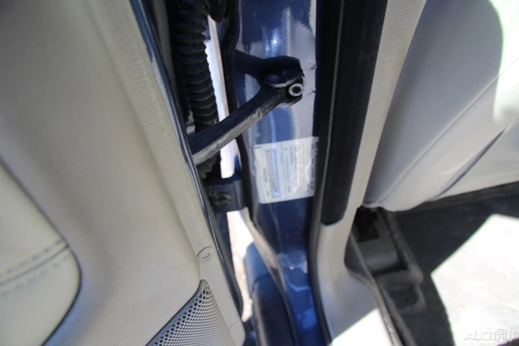2001 Volvo S60 1st Gen - Image 19 of 21