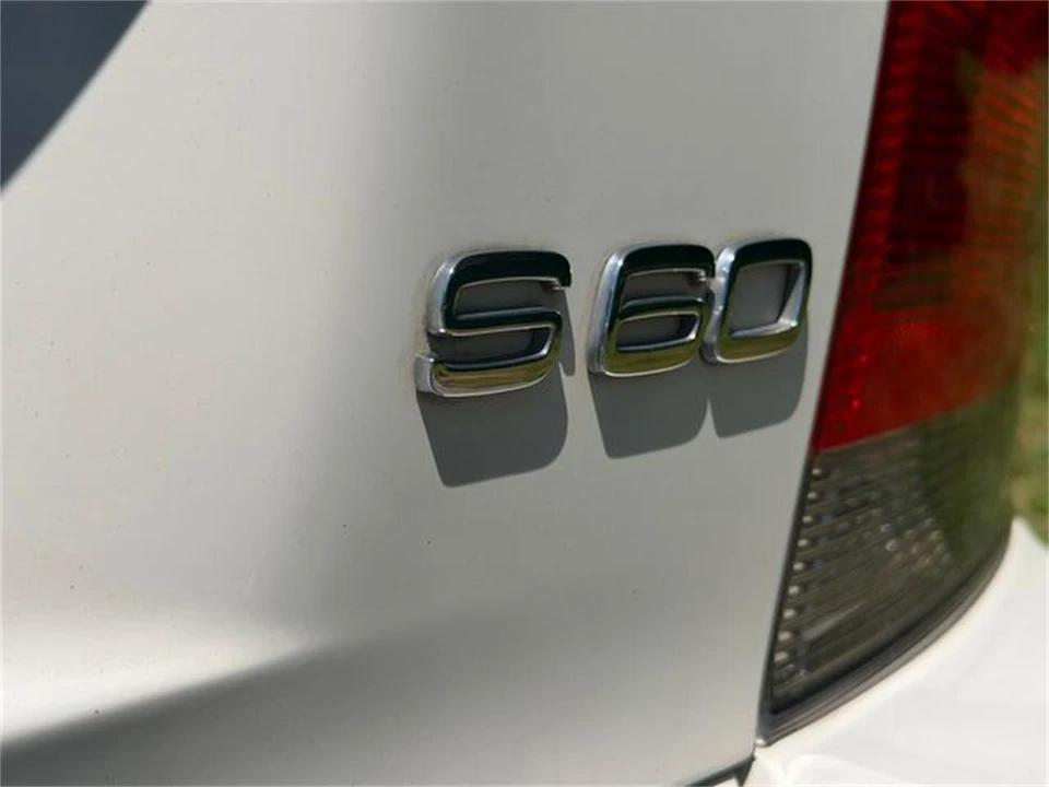 2001 Volvo S60 1st Gen - Image 14 of 31