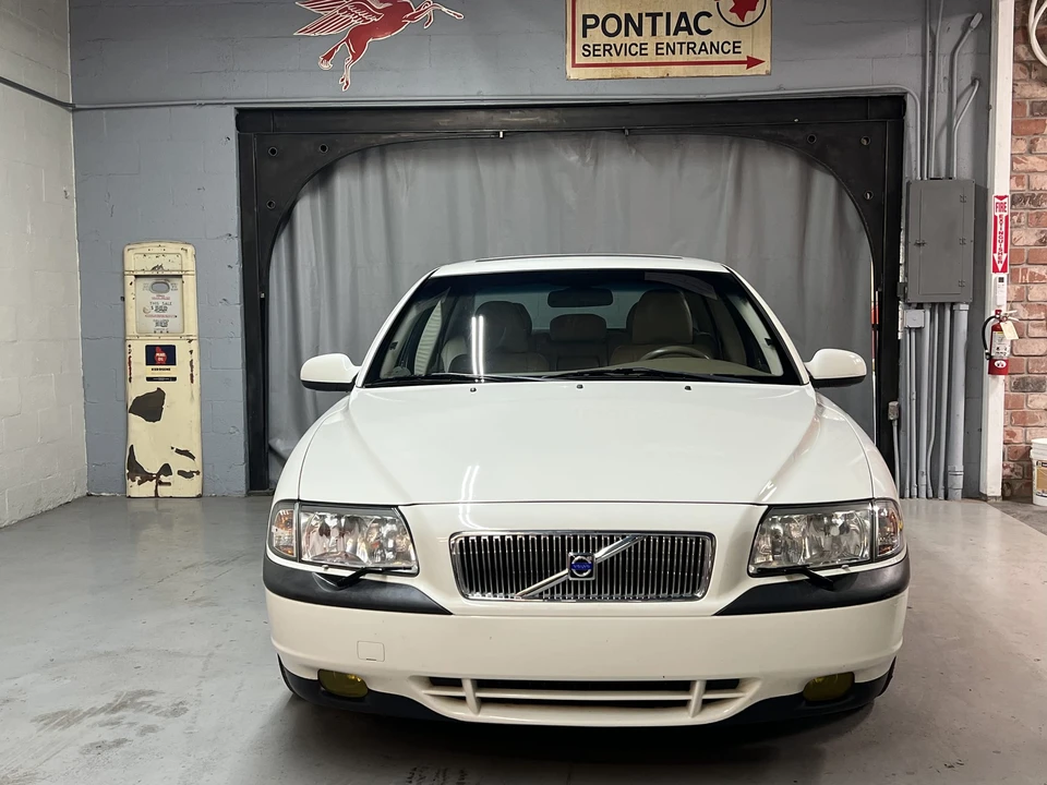 2001 Volvo S80 1st Gen - Image 16 of 31