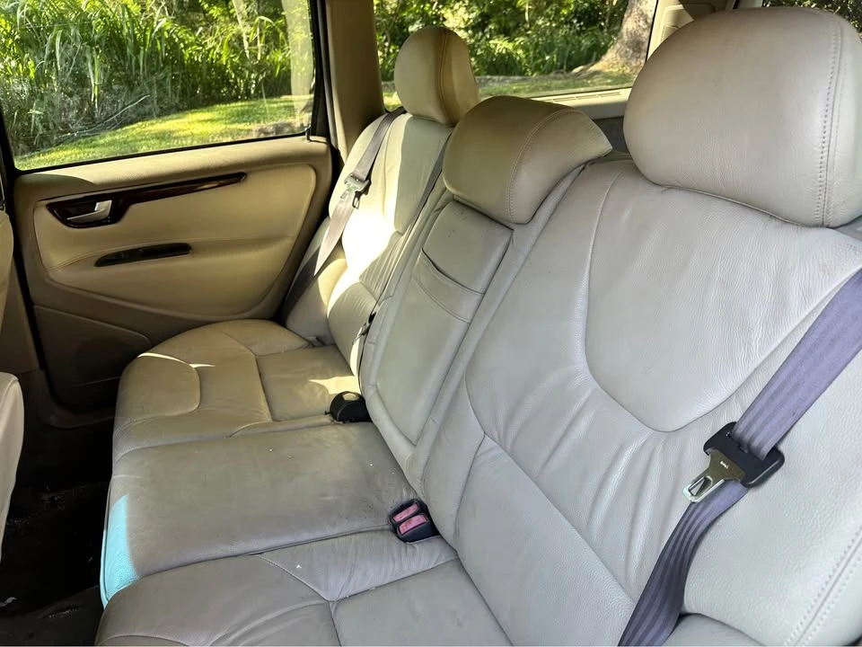 2001 Volvo V70 2nd Gen - Image 12 of 13