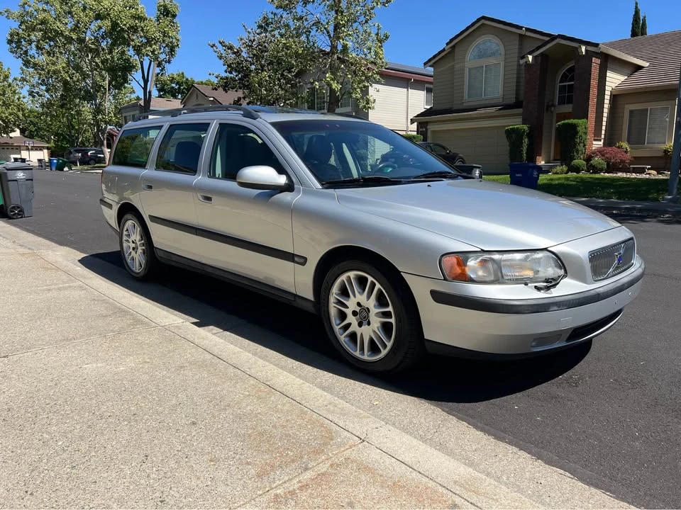 2001 Volvo V70 2nd Gen - Image 6 of 19