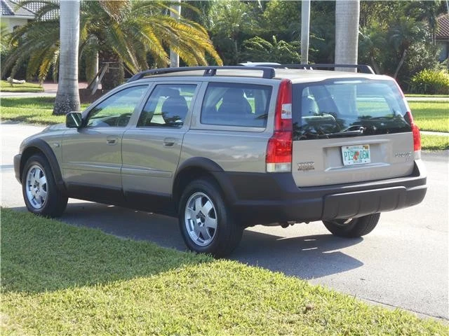 2001 Volvo V70 XC 1st Gen - Image 8 of 12
