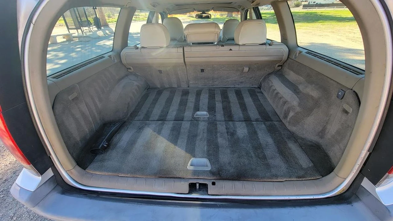 2001 Volvo V70 2nd Gen - Image 25 of 28