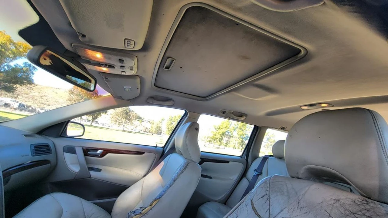 2001 Volvo V70 2nd Gen - Image 24 of 28