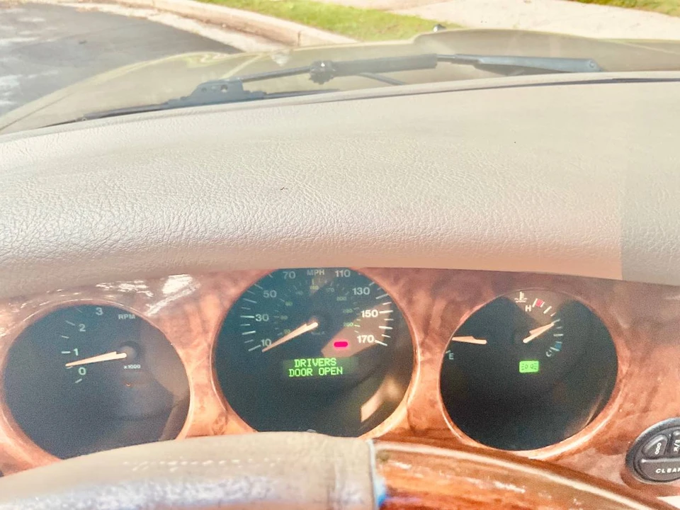 2001 Jaguar X308 XJ - Image 12 of 14