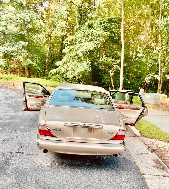 2001 Jaguar X308 XJ - Image 14 of 14