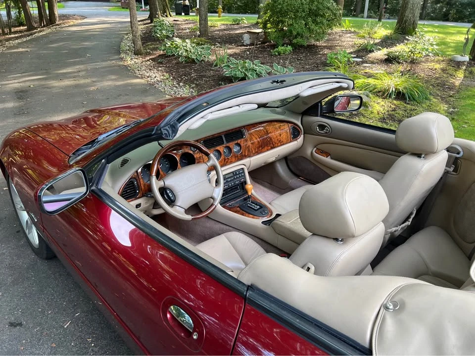 2001 Jaguar X100 XK8 - Image 4 of 7