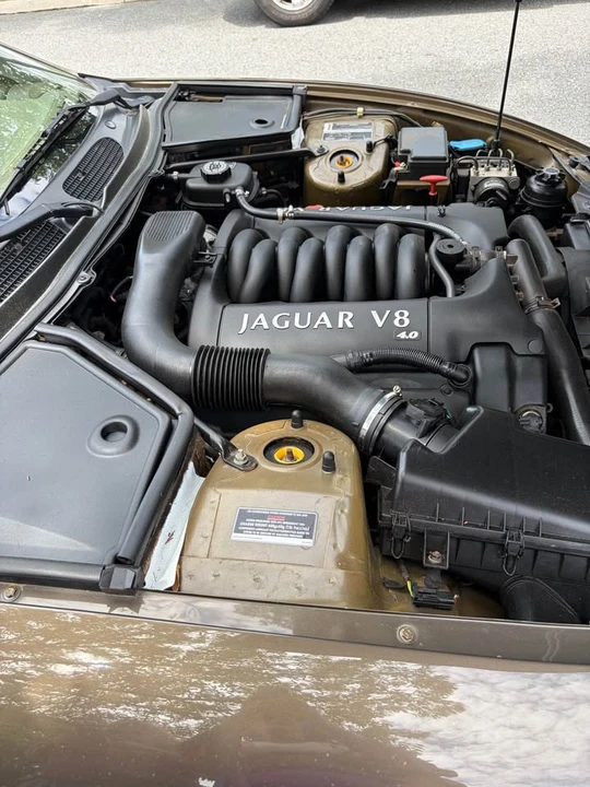 2001 Jaguar X100 XK8 - Image 5 of 9