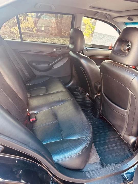 2001 Acura EL - Image 8 of 9