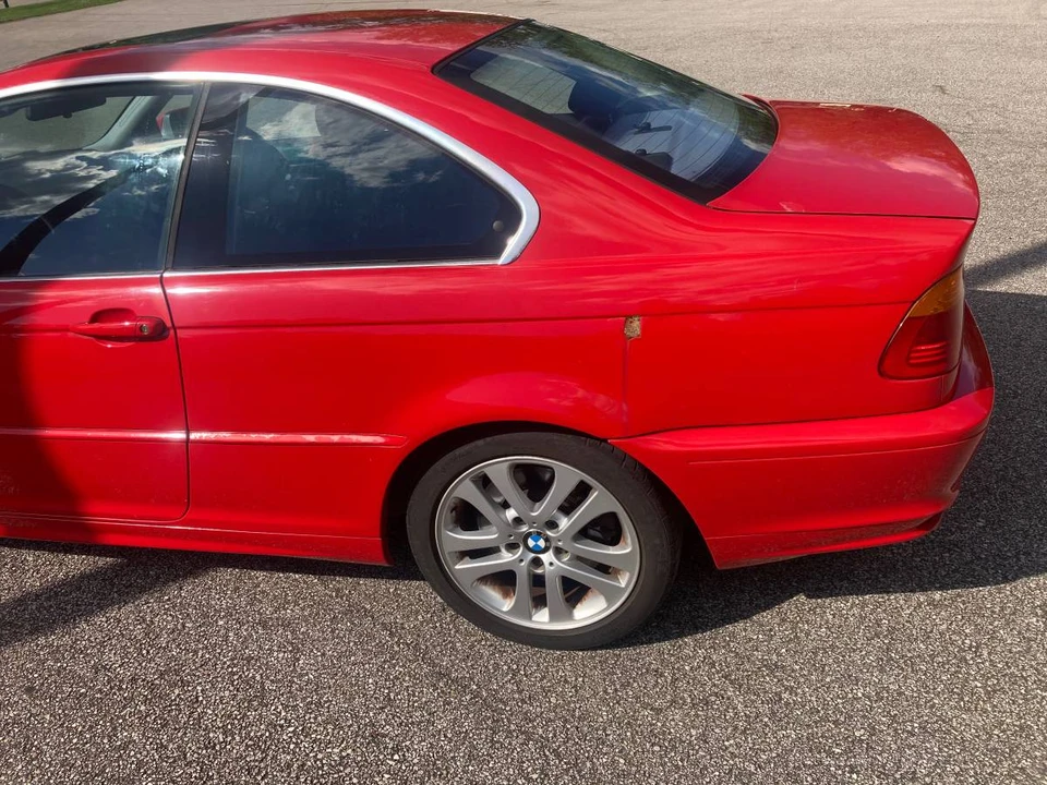 2001 BMW E46 330i & 330Ci - Image 8 of 10