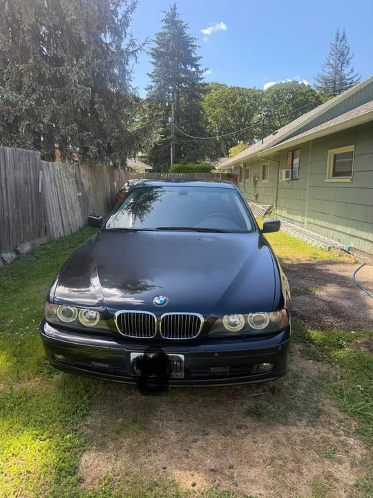2001 BMW E39 540i - Image 4 of 5