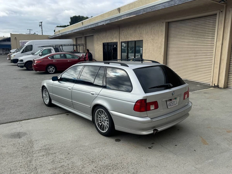 2001 BMW E39 540i - Image 5 of 10