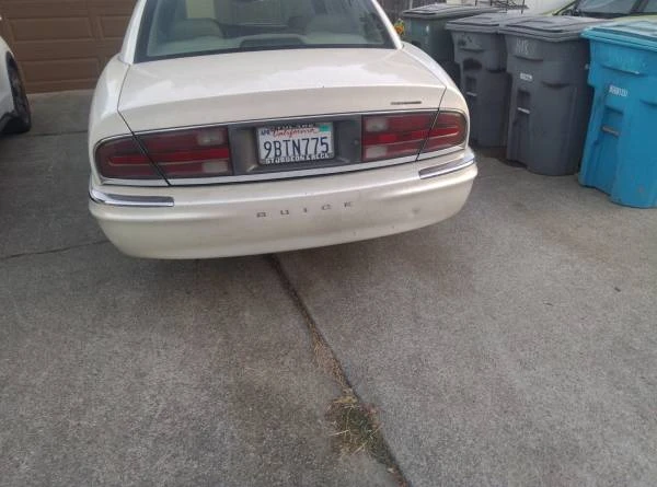 2001 Buick Park Avenue - Image 15 of 31