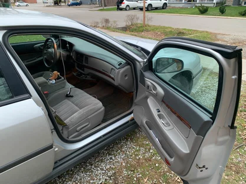2001 Chevrolet Impala 8th Gen - Image 6 of 9