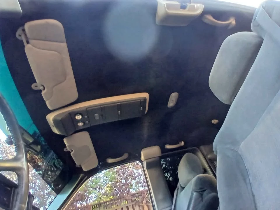 2001 Chevrolet Silverado 1st Gen - Image 8 of 10