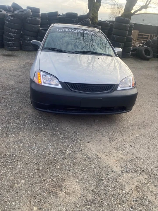2001 Honda Civic 7th Gen - Image 3 of 10