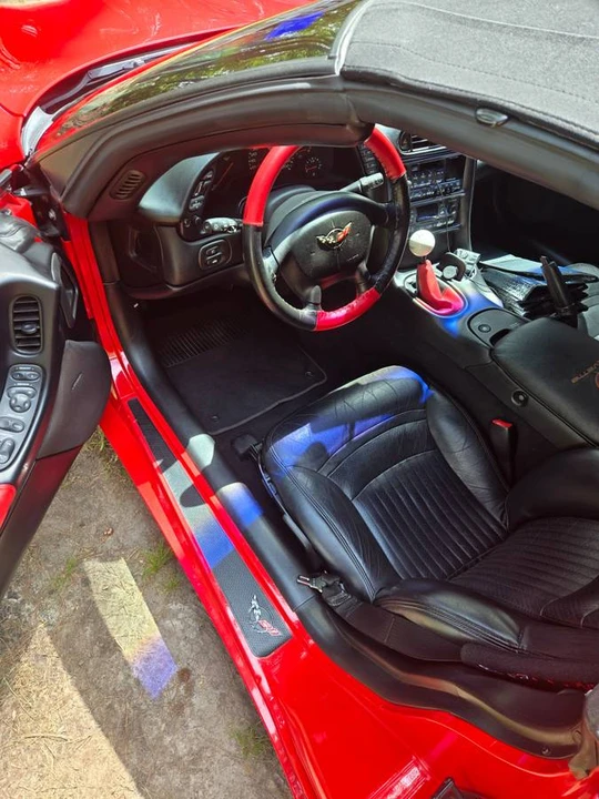 2001 Chevrolet Corvette C5 - Image 5 of 9