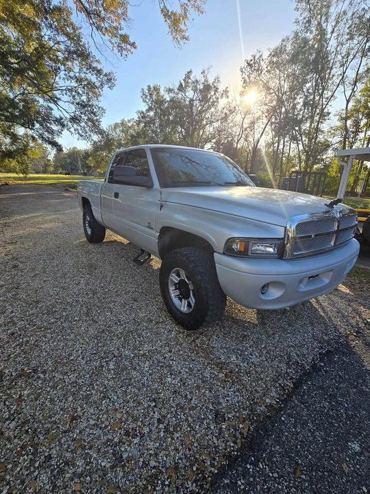 2001 Dodge Ram 2nd Gen - Image 2 of 5