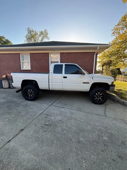 2001 Dodge Ram 2nd Gen - Image 2 of 9
