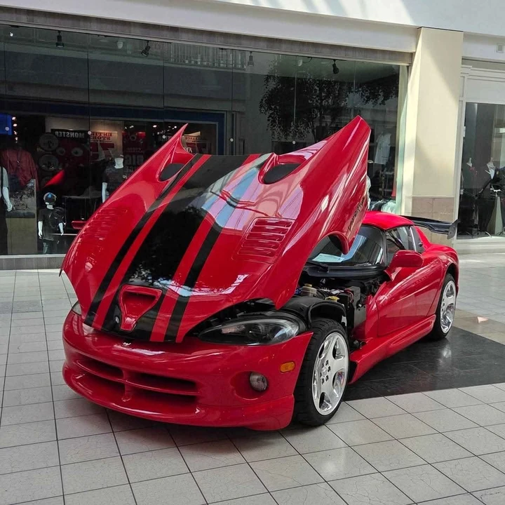 2001 Dodge Viper 2nd Gen - Image 3 of 9