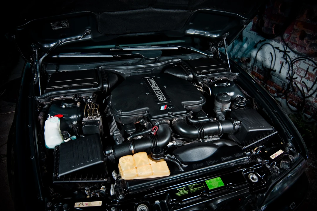 2001 BMW E39 M5 - Image 28 of 31
