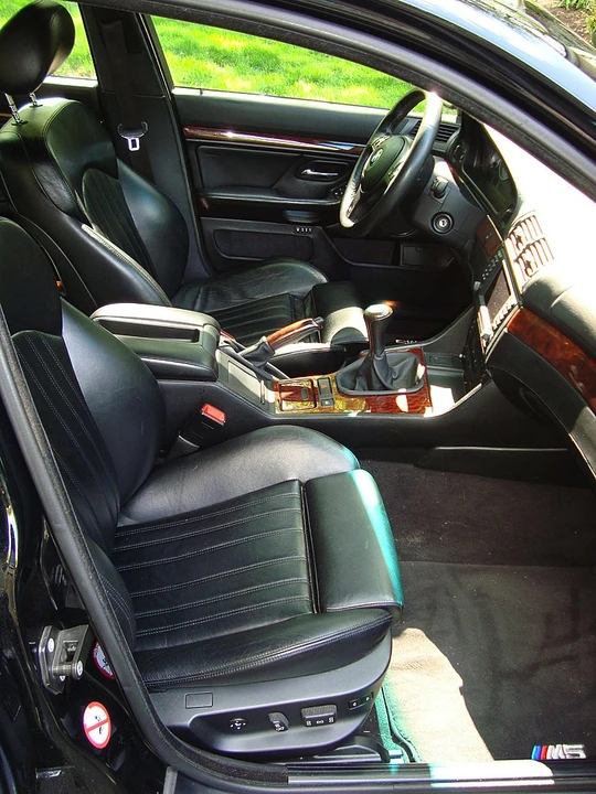 2001 BMW E39 M5 - Image 16 of 31