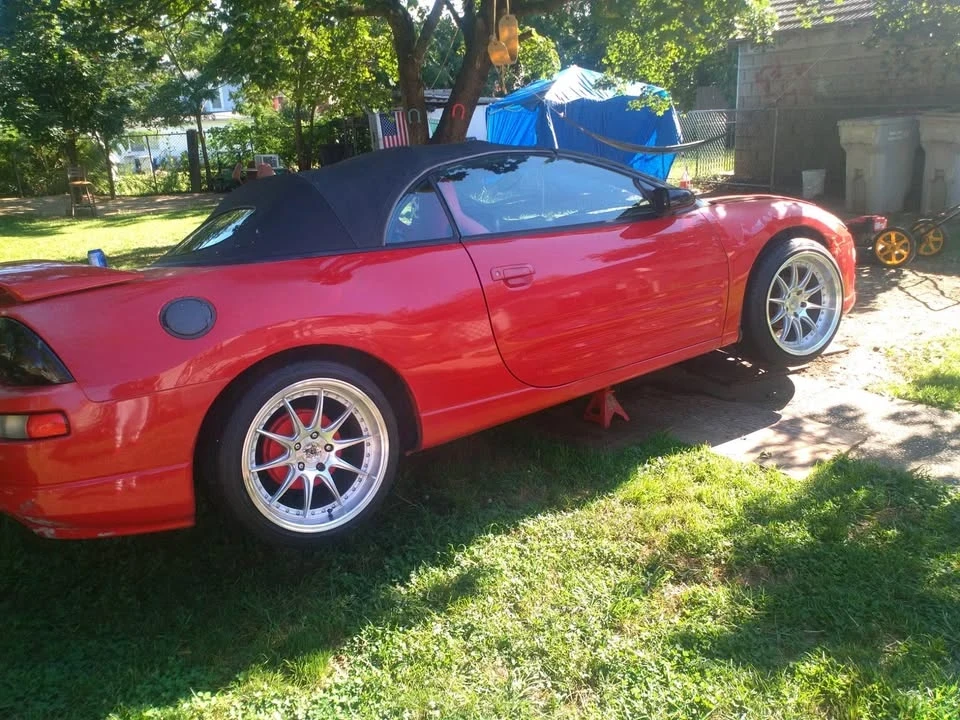 2001 Mitsubishi Eclipse 3rd Gen - Image 2 of 3