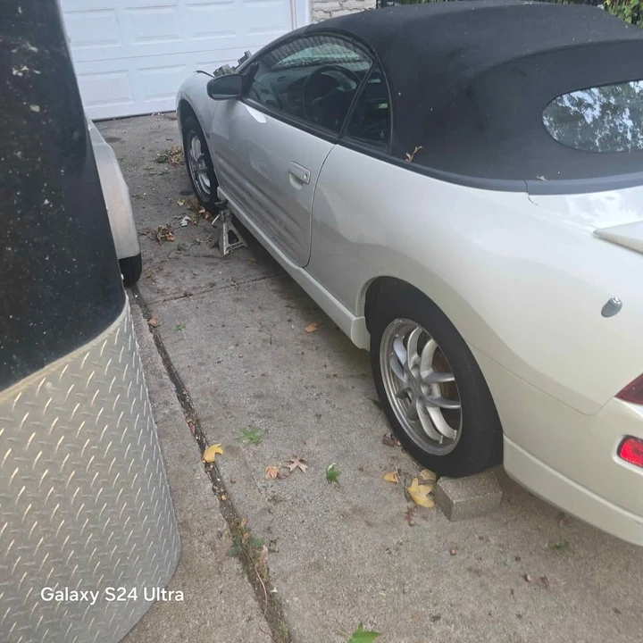 2001 Mitsubishi Eclipse 3rd Gen - Image 3 of 3