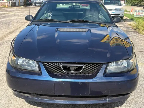 2001 Ford Mustang V6 Convertible