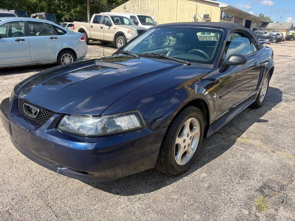2001 Ford SN95 Mustang - Image 2 of 12