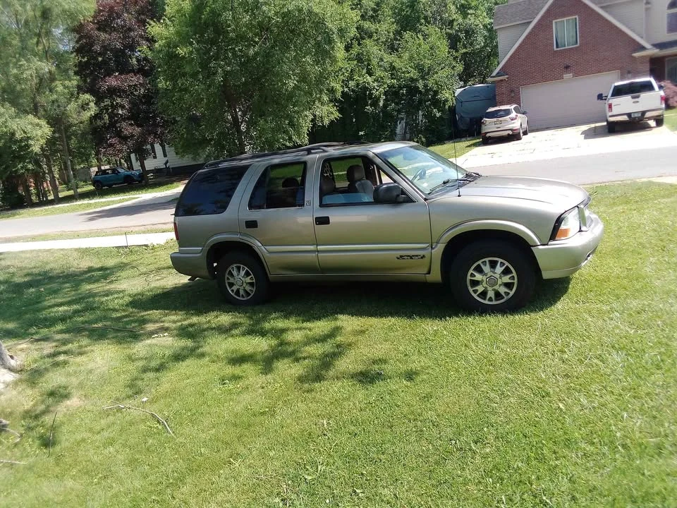 2001 GMC S-15 Jimmy 2nd Gen - Image 5 of 8
