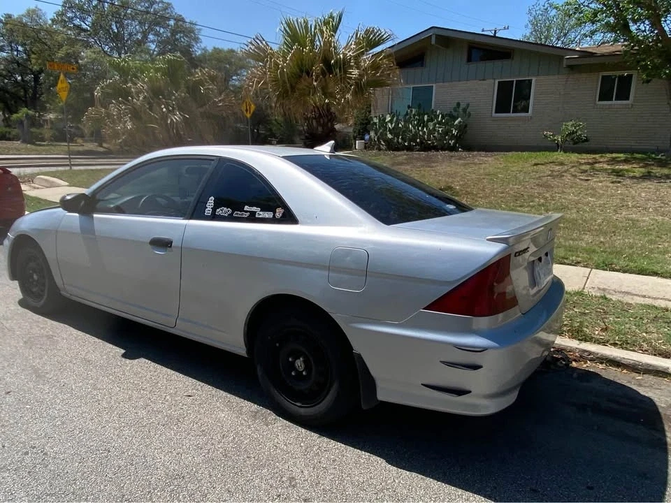 2001 Honda Civic 7th Gen - Image 4 of 8