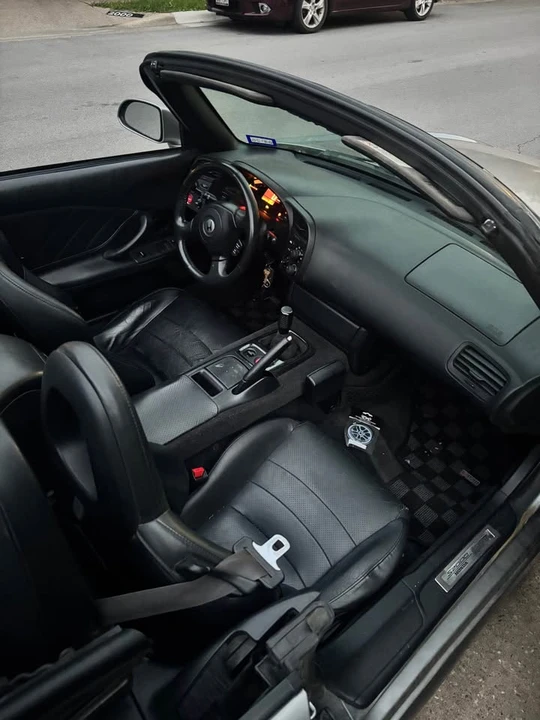 2001 Honda AP1 S2000 - Image 9 of 10