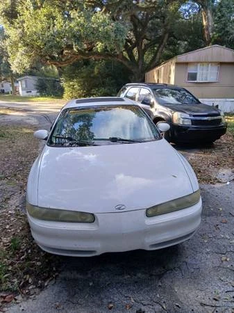 2001 Oldsmobile - Image 2 of 3