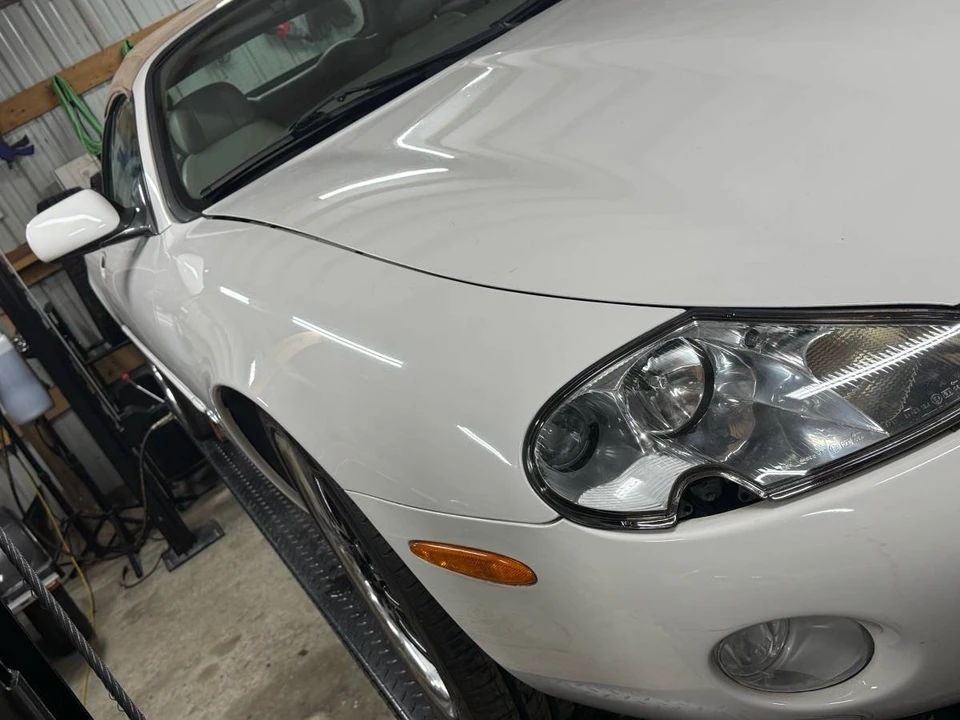 2001 Jaguar X100 XK8 - Image 6 of 16