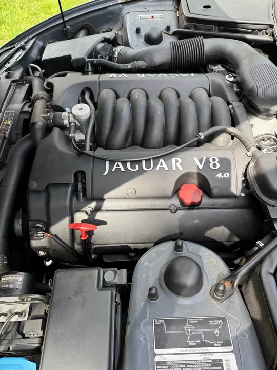 2001 Jaguar X100 XK8 - Image 5 of 7