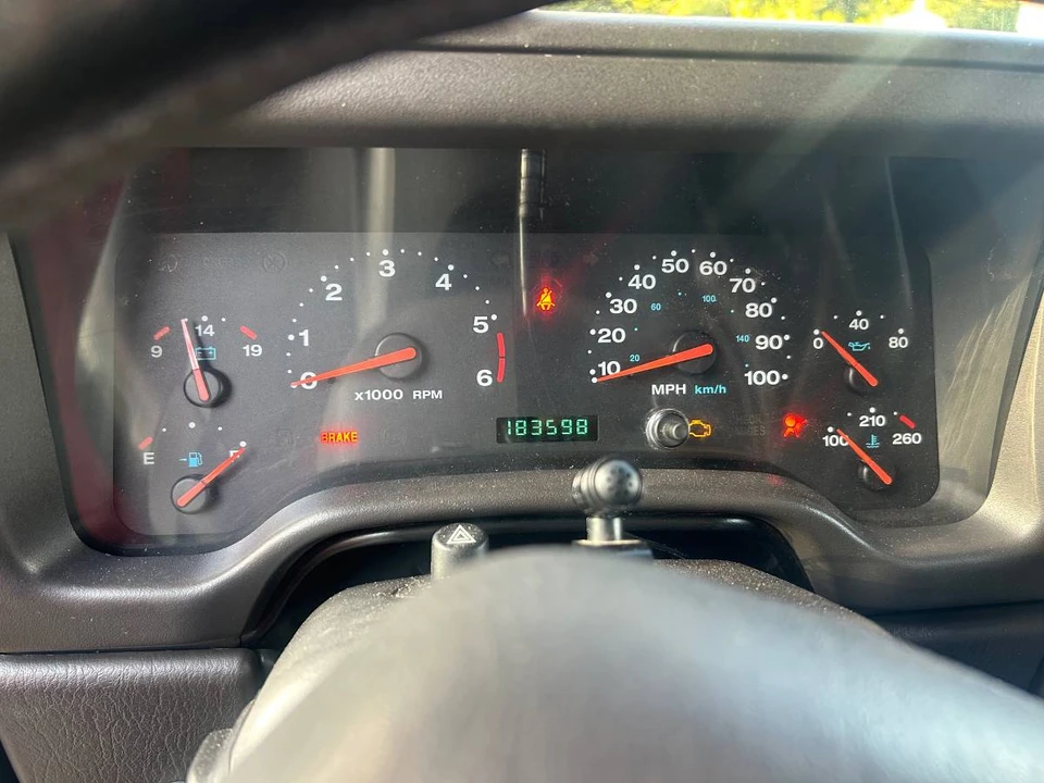 2001 Jeep TJ Wrangler - Image 5 of 8