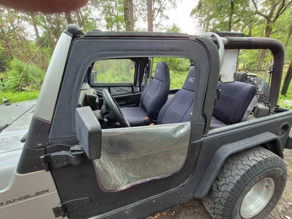 2001 Jeep TJ Wrangler - Image 3 of 5